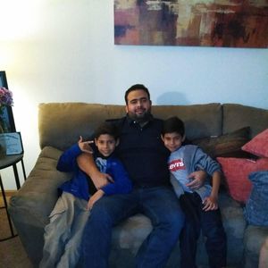 Meet your Posher, Andres alexander